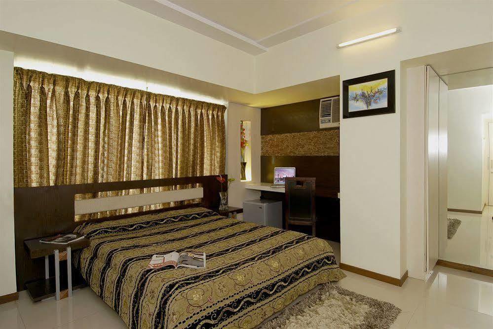 Hotel Planet Residency Mumbai Exterior foto