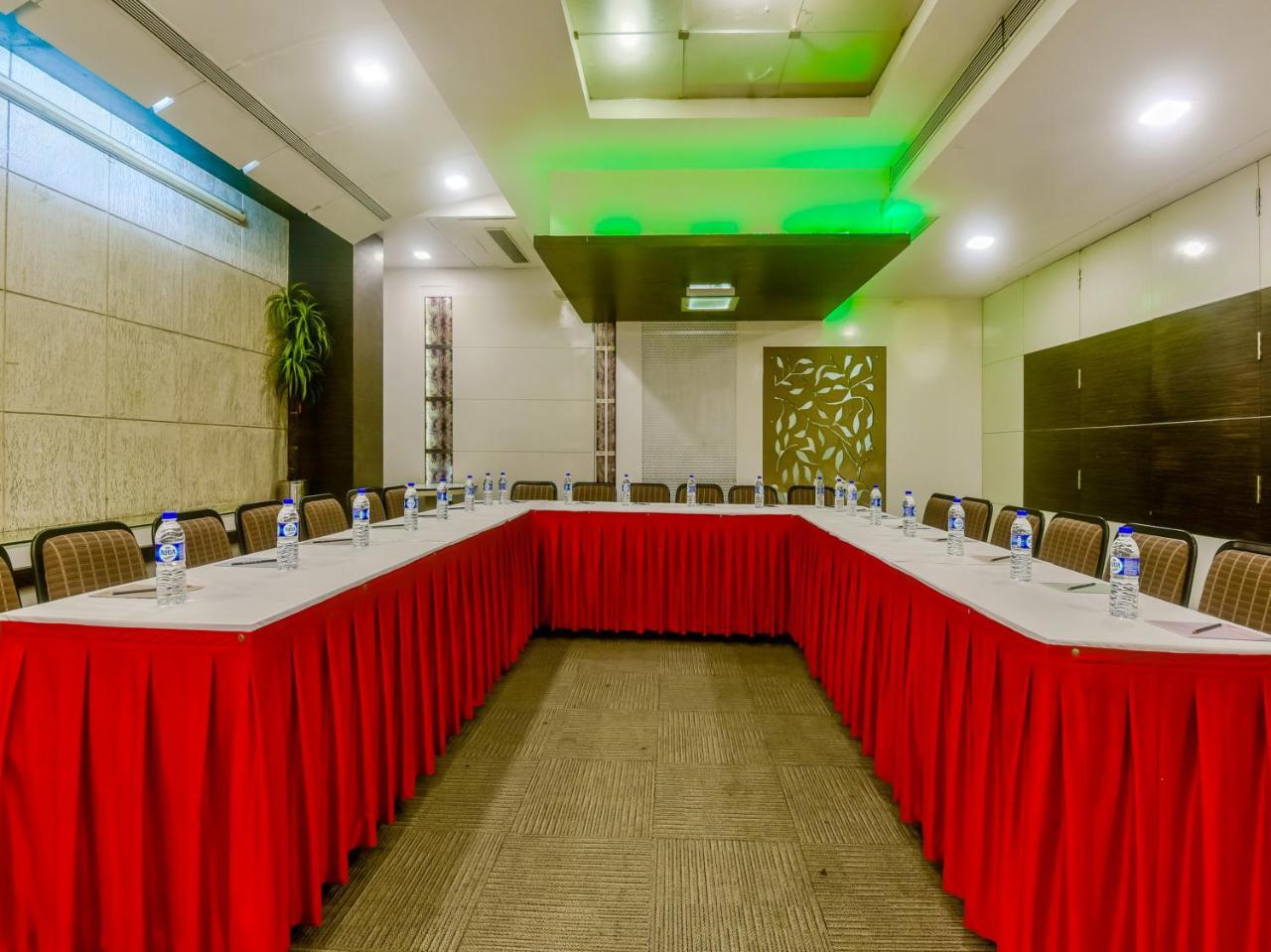 Hotel Planet Residency Mumbai Exterior foto